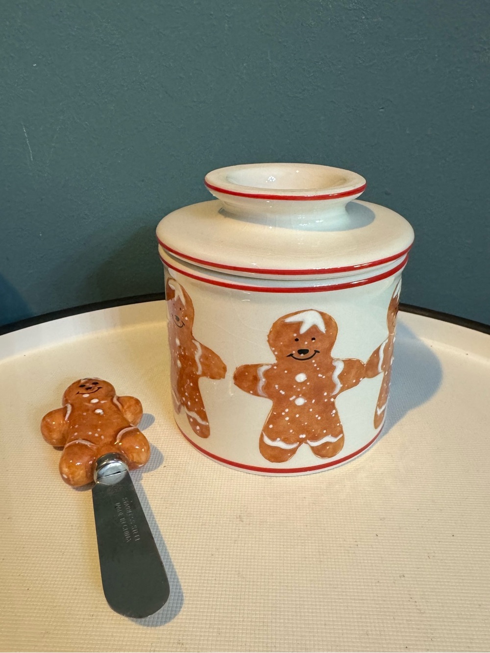Vintage Christmas Gingerbread Butter Bell Crock Butterbell & matching spreader